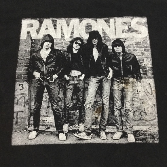 pro weight Tops - Ramones black distressed t shirt
